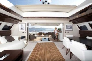 Yacht taTii - Interior